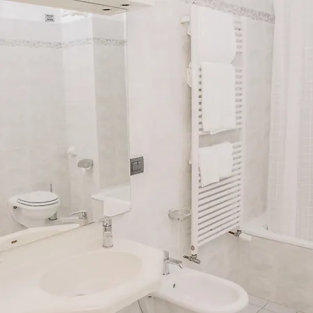 فندق Roero Park Sommariva Perno