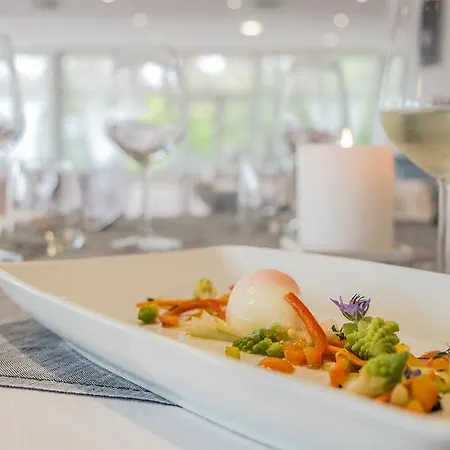 ホテル Roero Park 4*