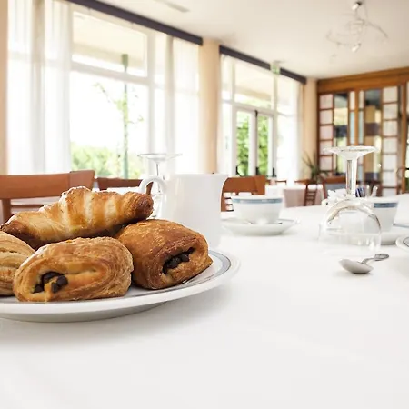 Roero Park فندق Sommariva Perno