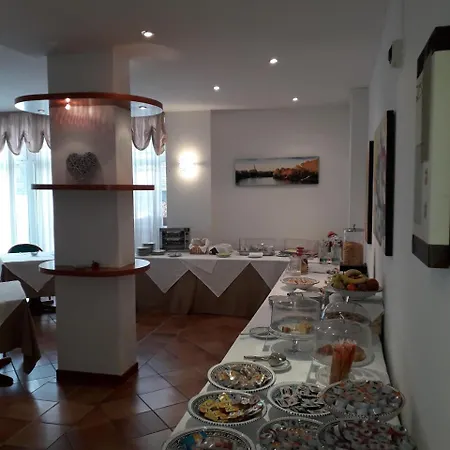 Roero Park فندق Sommariva Perno