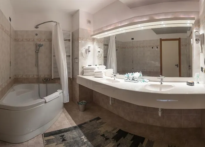 Roero Park 4* Sommariva Perno