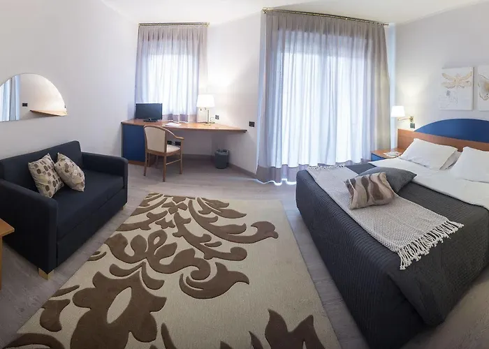 酒店 Roero Park 4*